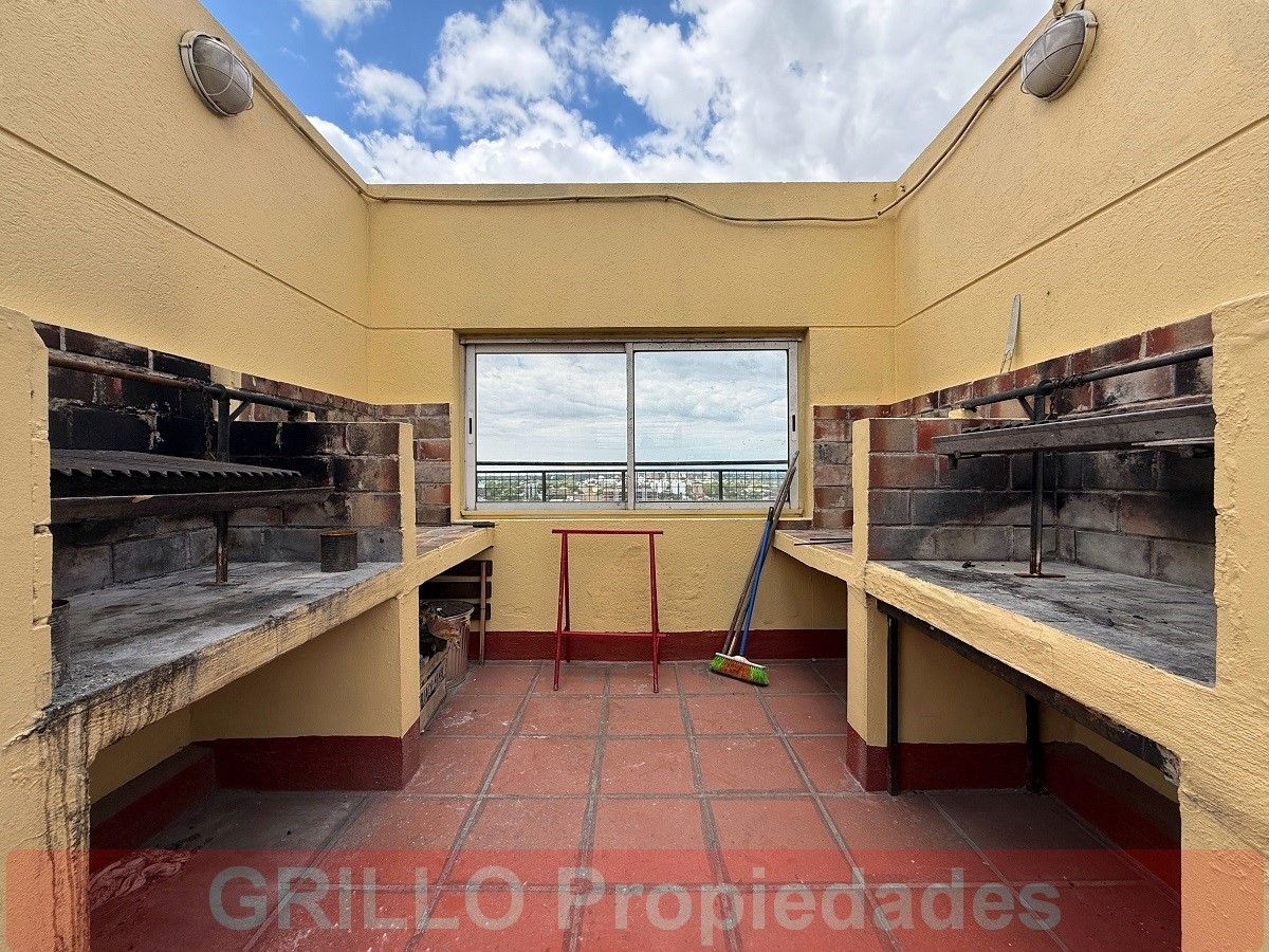 SUM con parrilla. de Montes de Oca 541. Departamento de dos ambientes, Pileta, SUM con parrillas, Excelente vista.