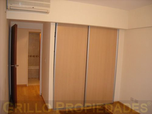 de Departamento 3 ambientes al frente. Impecable. Amenities.