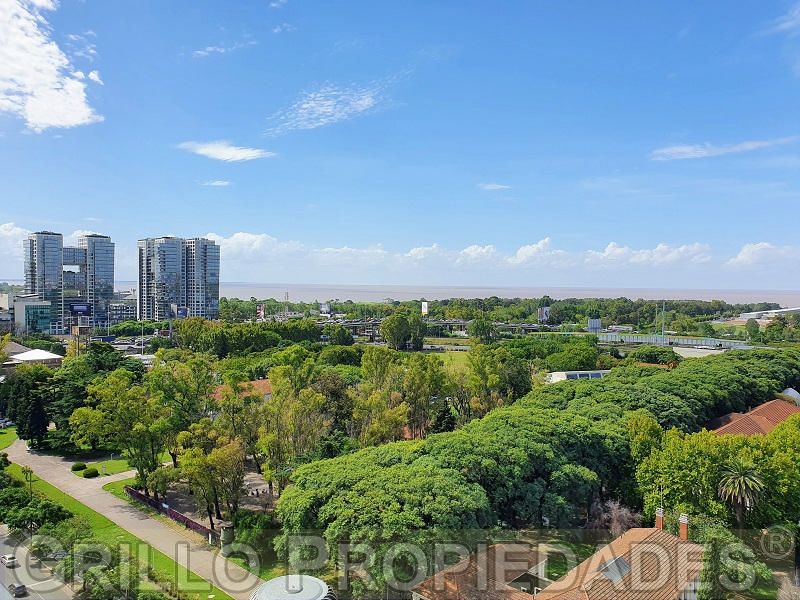 Excelente vista desde su pileta. de Departamento tres ambientes. Parrilla propia. Pileta, SUM. Seguridad 24hs.